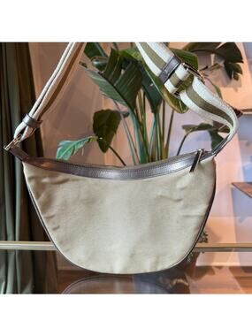 GUCCI Vintage Web Half Moon Gold Mesh Hobo Bag